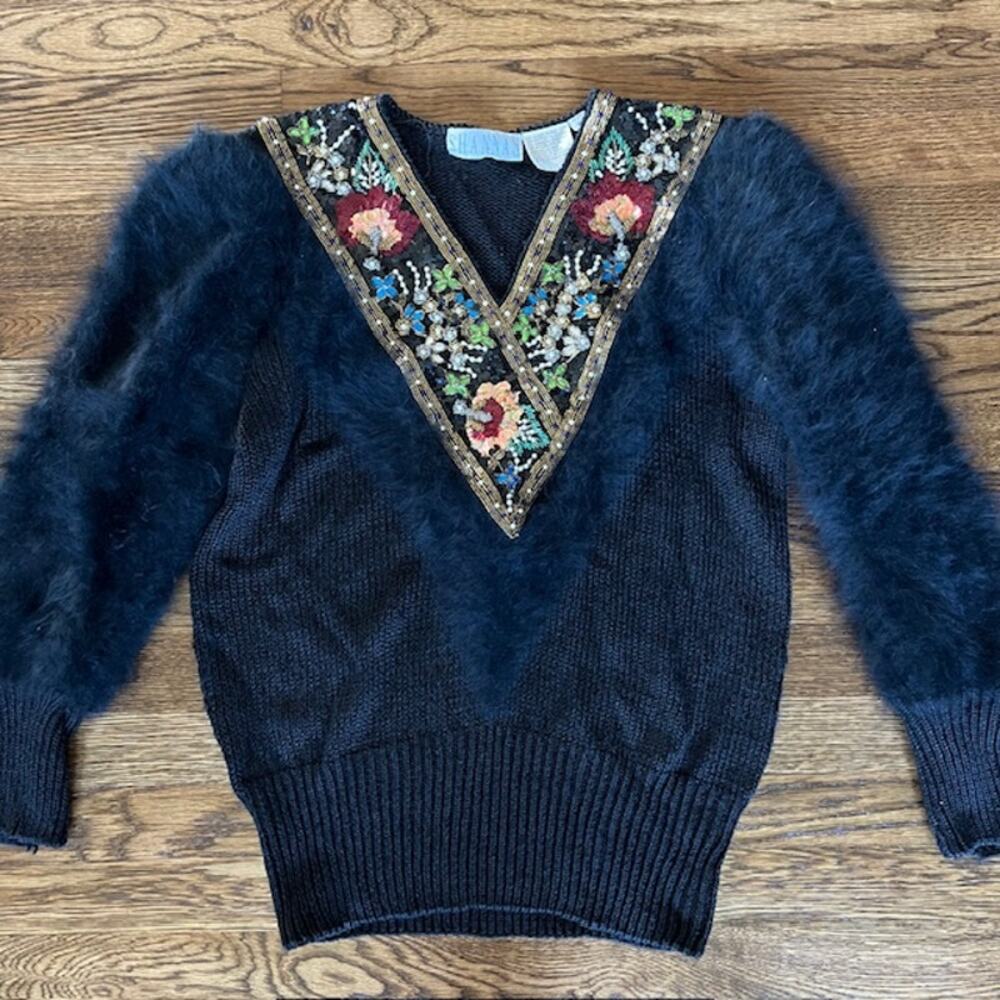VTG 90s Shannan Handbeaded V Neck Sweater Womens M Black Floral Angora Cotton